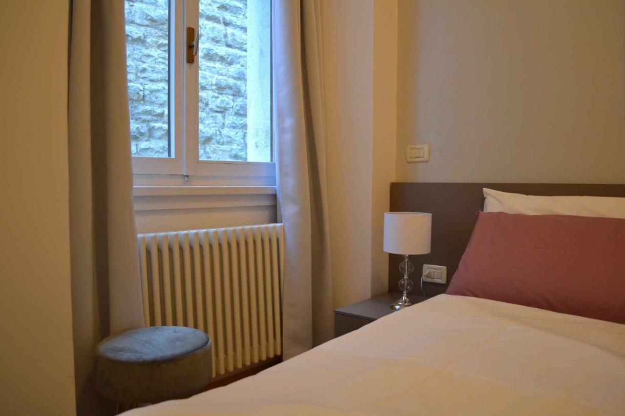 Lantica Torre Lejlighed Riva del Garda Eksteriør billede